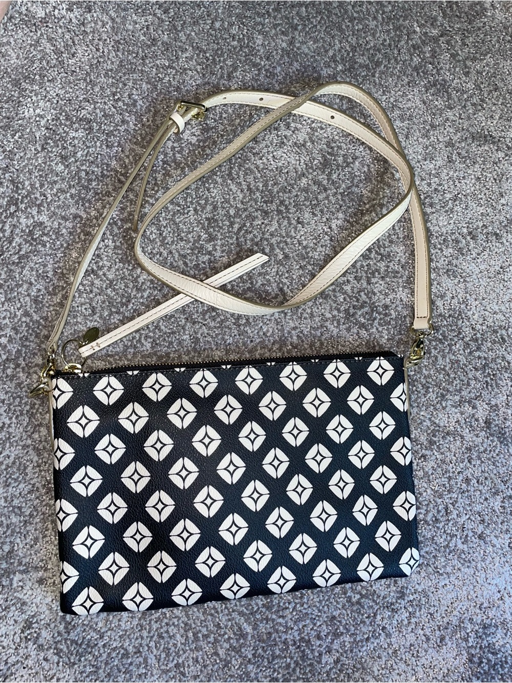 Fossil Sydney Black and Cream Patterned Crossbody Bag
